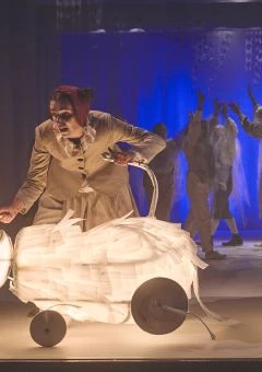Teatr Lalki i Aktora Wałbrzych ,,Opowieści z Narnii".